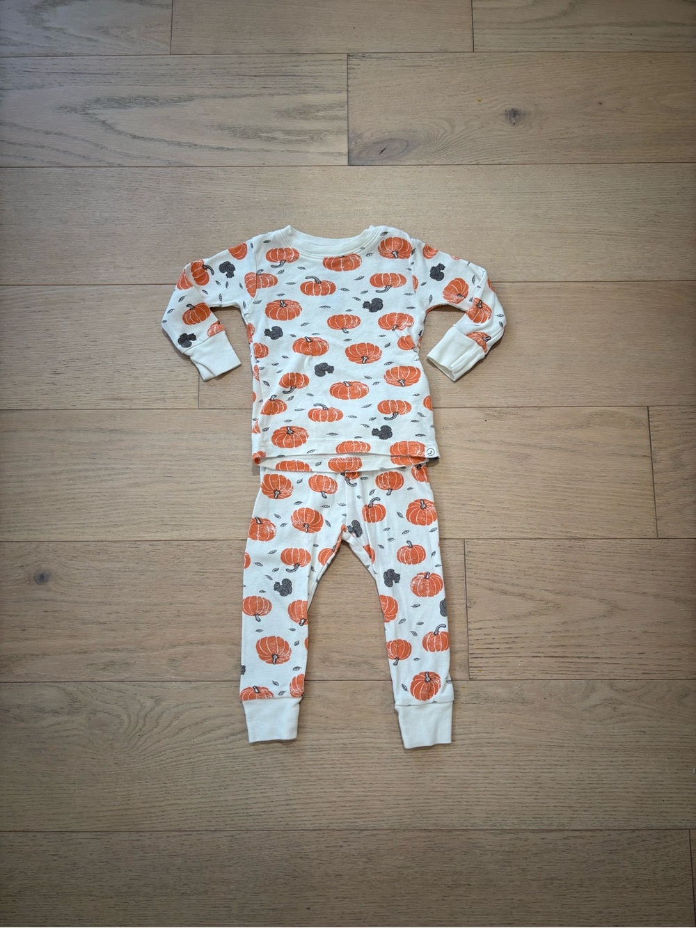 Little planet by Carter’s pumpkin print pajamas set, size 12M